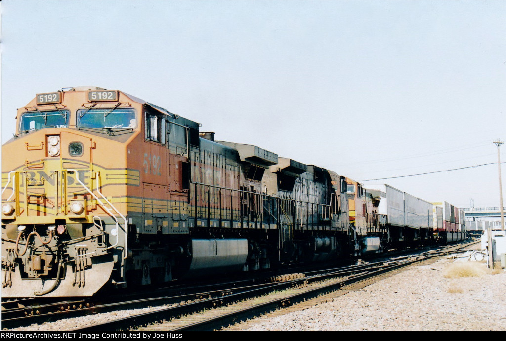 BNSF 5192 East